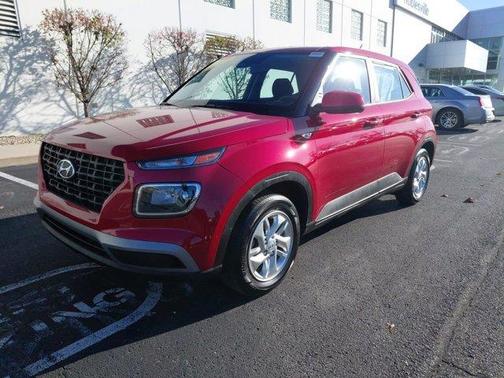 2023 Hyundai VENUE SE