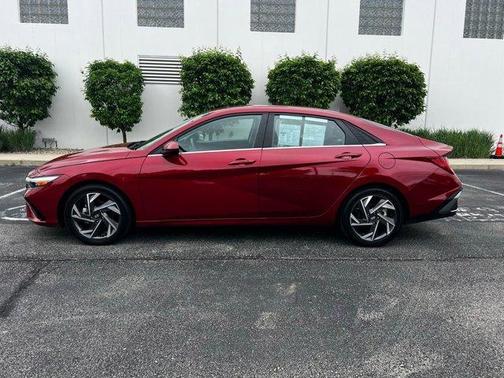 Red 2025 Hyundai ELANTRA SEL Convenience