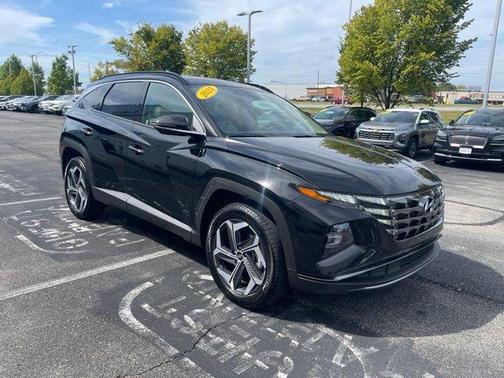 Black Pearl 2024 Hyundai TUCSON Limited