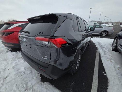 2024 Toyota RAV4 Hybrid LE