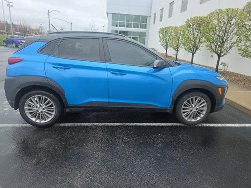 2021 Hyundai KONA SEL