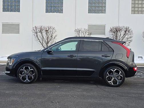 2023 Kia Niro EX Touring