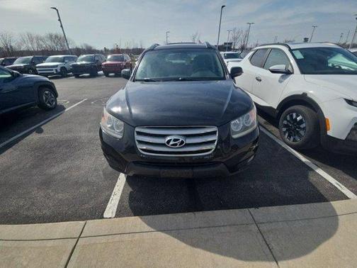 2012 Hyundai SANTA FE SE