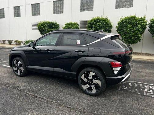 Abyss Black Pearl 2026 Hyundai KONA Limited