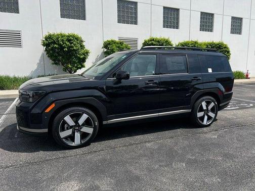 Phantom Black 2026 Hyundai SANTA FE HEV Limited
