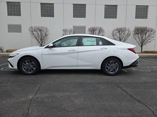 2026 Hyundai ELANTRA HEV Blue