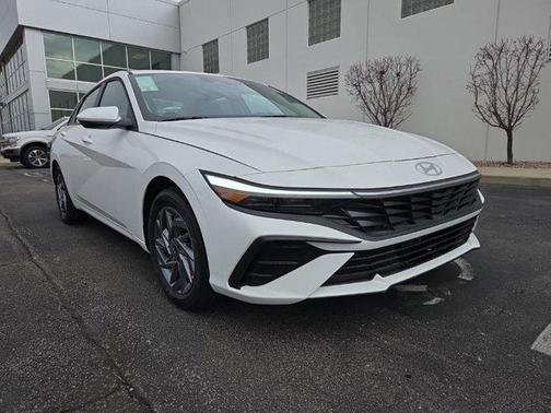 2026 Hyundai ELANTRA HEV Blue