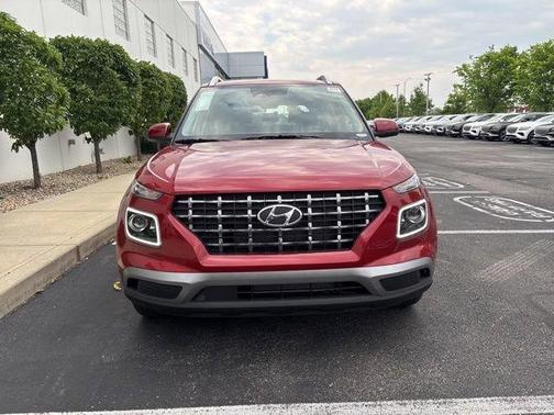2025 Hyundai VENUE Limited