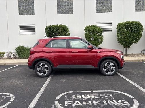 2025 Hyundai VENUE Limited