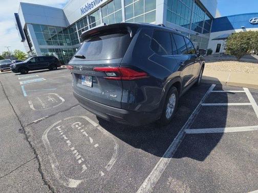 Storm 2024 Toyota Grand Highlander XLE