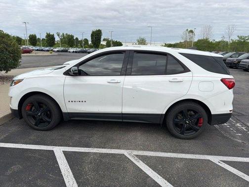 Summit White 2019 Chevrolet Equinox 2LT
