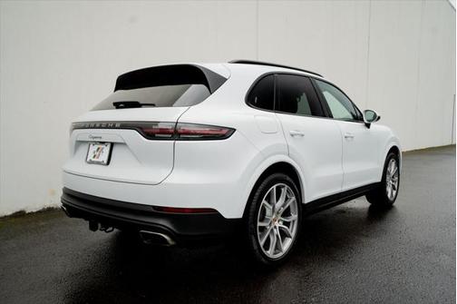 2021 Porsche Cayenne Base