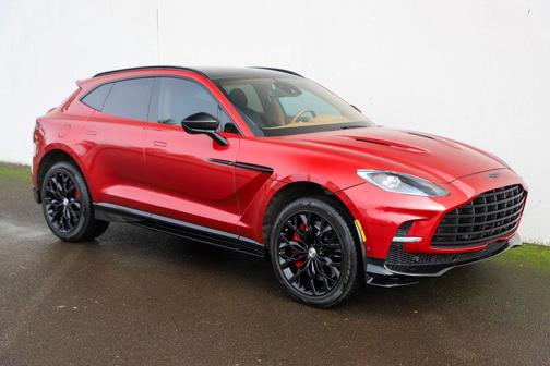 2023 Aston Martin DBX 707