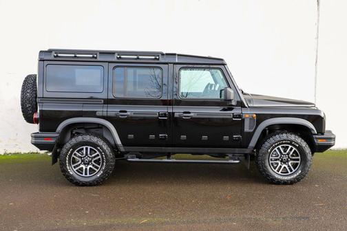 2025 INEOS Grenadier AWD