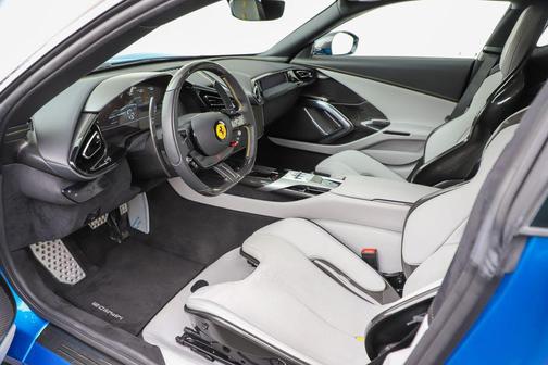 Blu Corsa 2025 Ferrari 12Cilindri