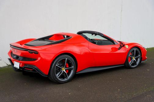 2025 Ferrari 296 GTS Base