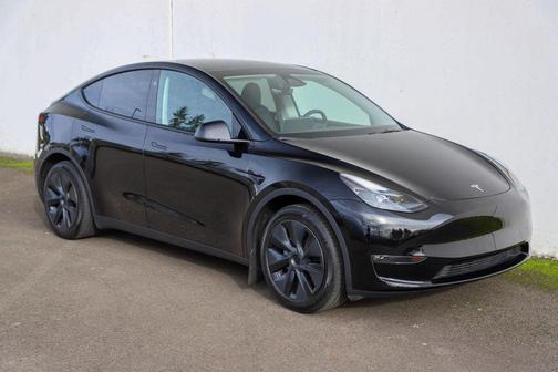 2024 Tesla Model Y Long Range Dual Motor All-Wheel Drive