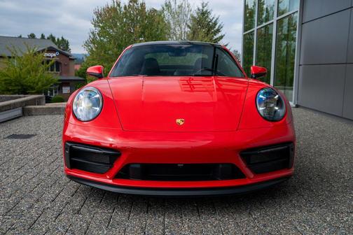 2023 Porsche 911 Carrera 4 GTS