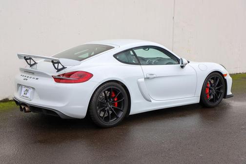 2016 Porsche Cayman GT4