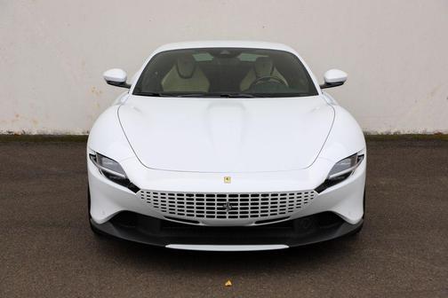 2023 Ferrari Roma Base