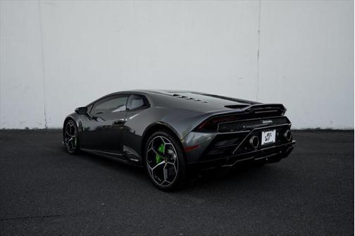 2021 Lamborghini Huracan EVO Coupe