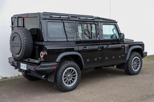 2025 INEOS Grenadier Fieldmaster