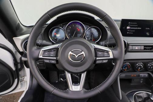 Snowflake White Pearl Mica 2025 Mazda MX-5 Miata Club