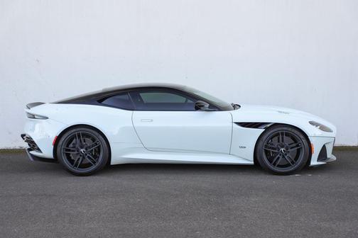 Q Clubsport White 2019 Aston Martin DBS Superleggera