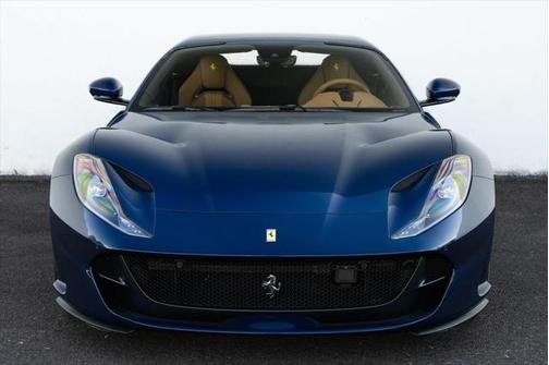 2022 Ferrari 812 GTS
