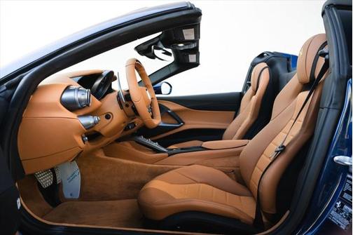 2022 Ferrari 812 GTS