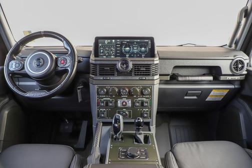 2025 INEOS Grenadier AWD