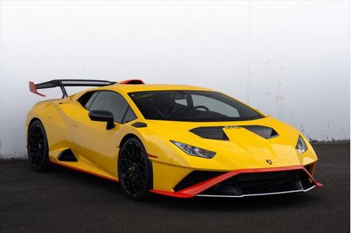 2023 Lamborghini Huracan STO Coupe