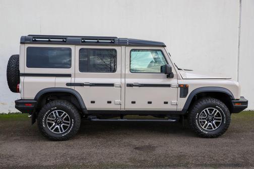 2025 INEOS Grenadier AWD