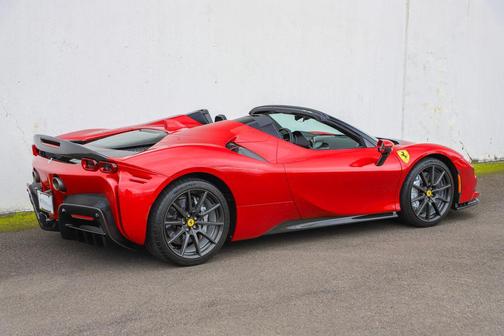 Rosso Magma 2022 Ferrari SF90 Spider