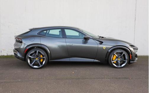 2025 Ferrari Purosangue 