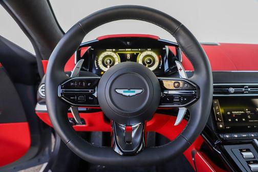 2025 Aston Martin Vantage 