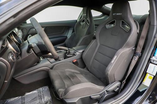 2018 Ford Shelby GT350 Base