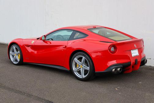 2014 Ferrari F12berlinetta Base