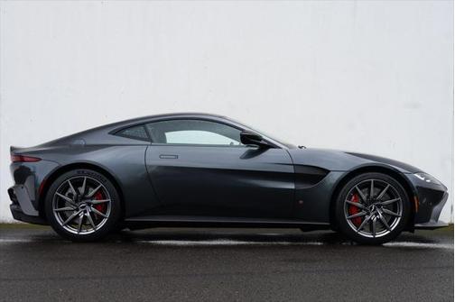2020 Aston Martin Vantage Base