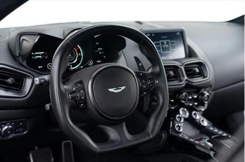 2020 Aston Martin Vantage Base