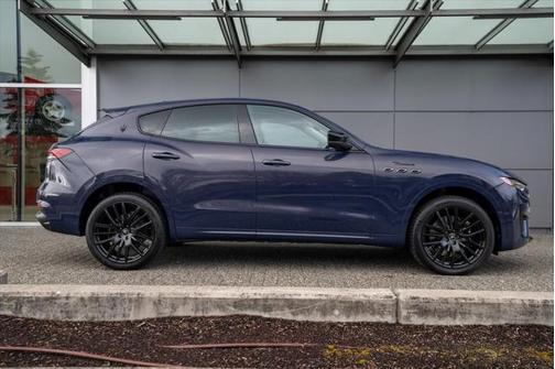 2022 Maserati Levante Modena