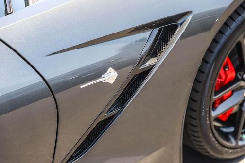 Watkins Glen Gray Metallic 2019 Chevrolet Corvette Stingray
