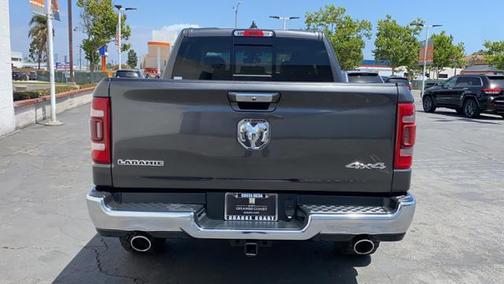 Photo 5 of 32 of 2020 RAM 1500 Laramie