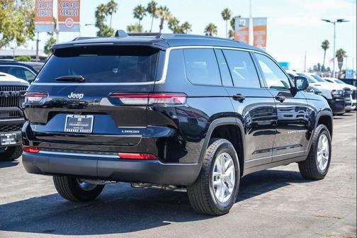2025 Jeep Grand Cherokee L Laredo