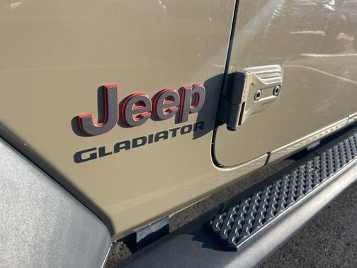 2020 Jeep Gladiator Mojave 4X4