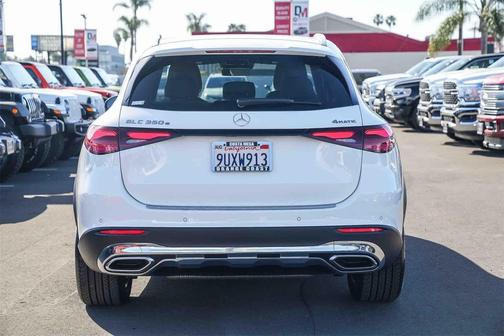 2025 Mercedes-Benz GLC 350e Base