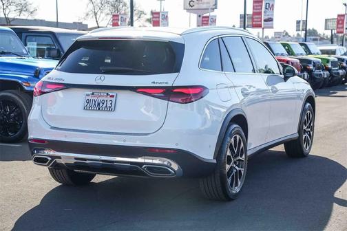 2025 Mercedes-Benz GLC 350e Base