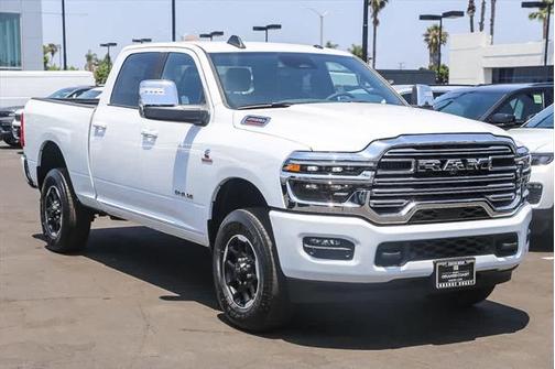 2025 RAM 2500 Laramie Crew Cab 4x4 6'4' Box
