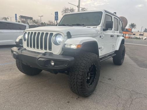 2019 Jeep Wrangler Unlimited Sahara