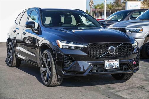 2022 Volvo XC60 Recharge Plug-In Hybrid T8 R-Design